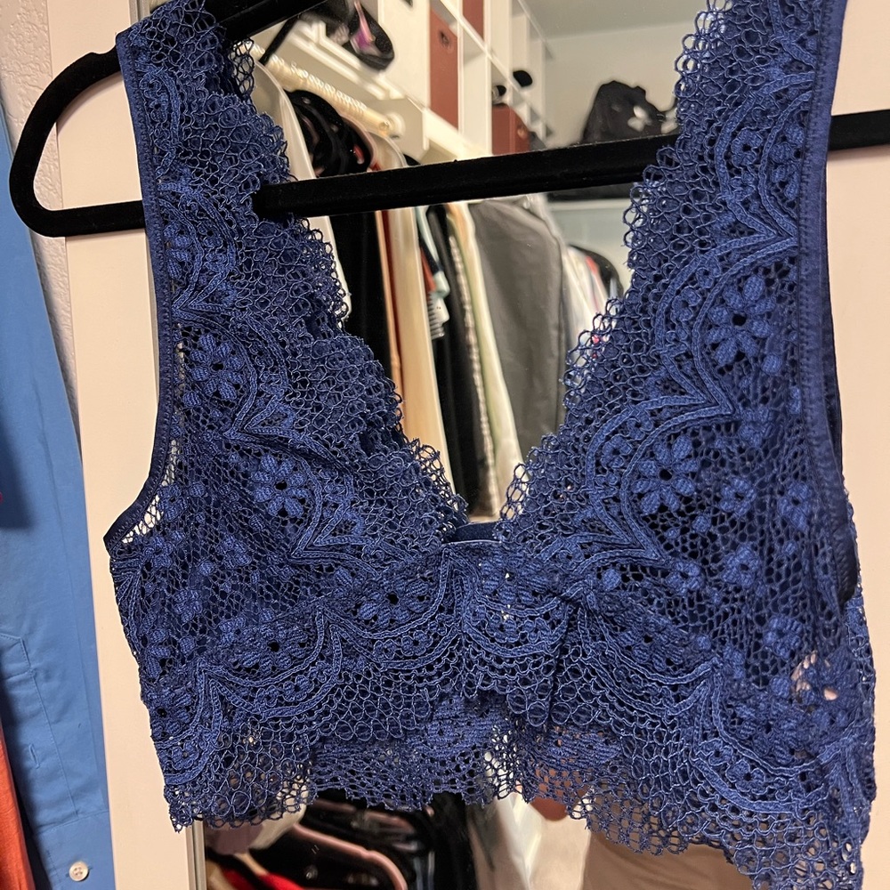Victoria secrets blue lace bralette